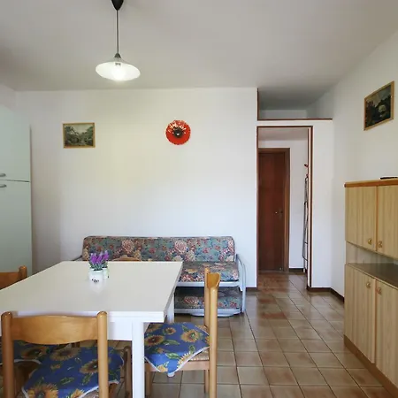 Apartman Agenzia Vear Conchiglia 33 *